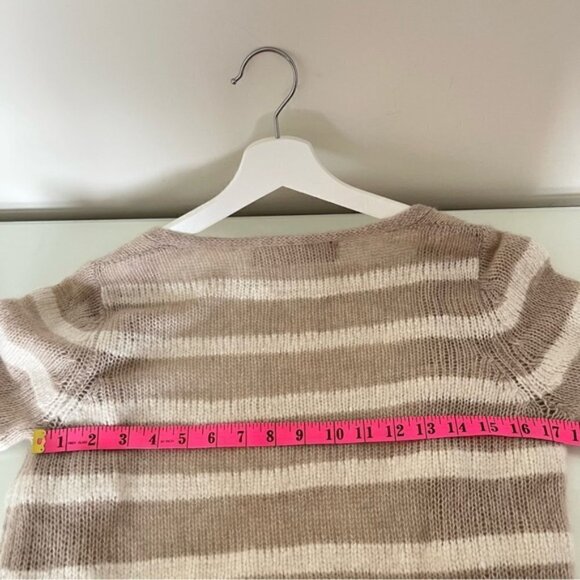 🎥 Guilty Party TV Show THE ELDER STATESMAN Cashmere Cardigan - Picture 11 of 11